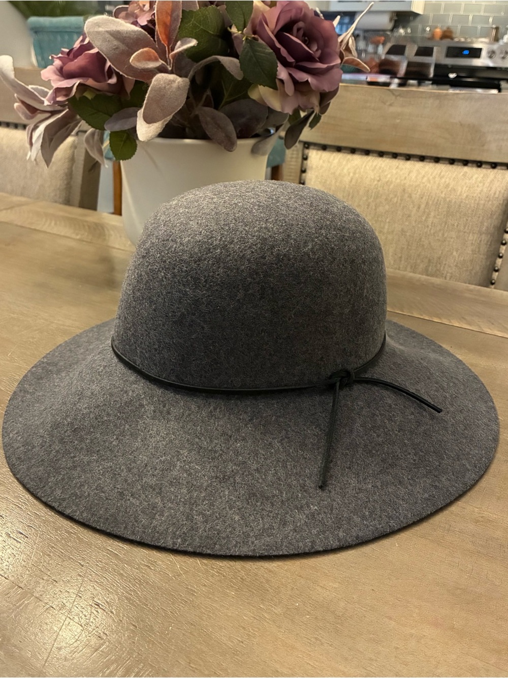 NWT! Phenix Gray Felt Wide-Brim Bow-Trim Hat